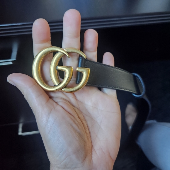 Like new Gucci belt - Picture 2 of 5